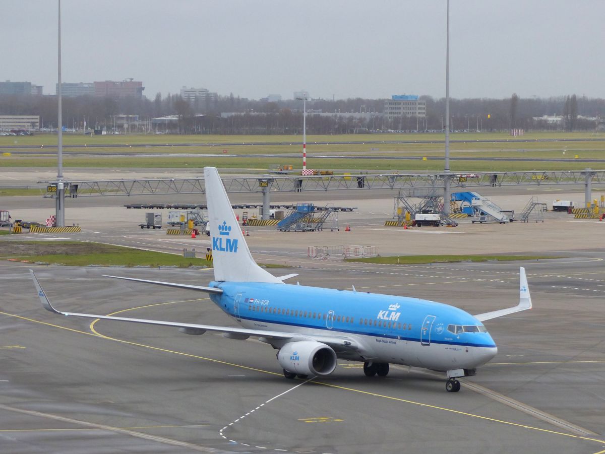 KLM PH-BGR Boeing 737-7K2 Baujahr 2011 mit der Name  Zwarte Wouw/black Kite . Flughafen Schiphol, Amsterdam, Niederlande 11-12-2016.

KLM PH-BGR Boeing 737-7K2 genaamd  Zwarte Wouw/black Kite . Eerste vlucht van dit vliegtuig 10-08-2011. Luchthaven Schiphol 11-12-2016.