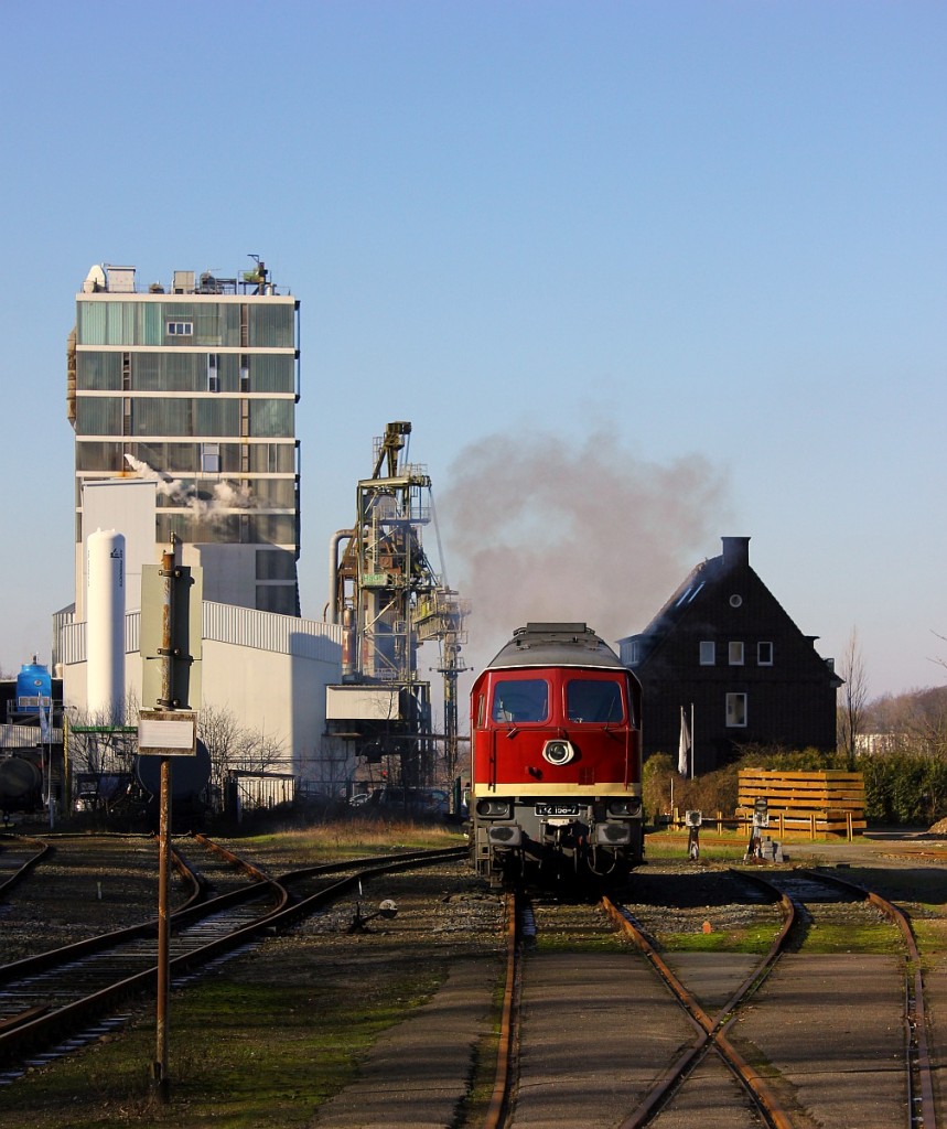 LEG 132 158-7/0232 158-8 am Nordhafen Kiel-Wik an der Ölmühle. 17.02.2016