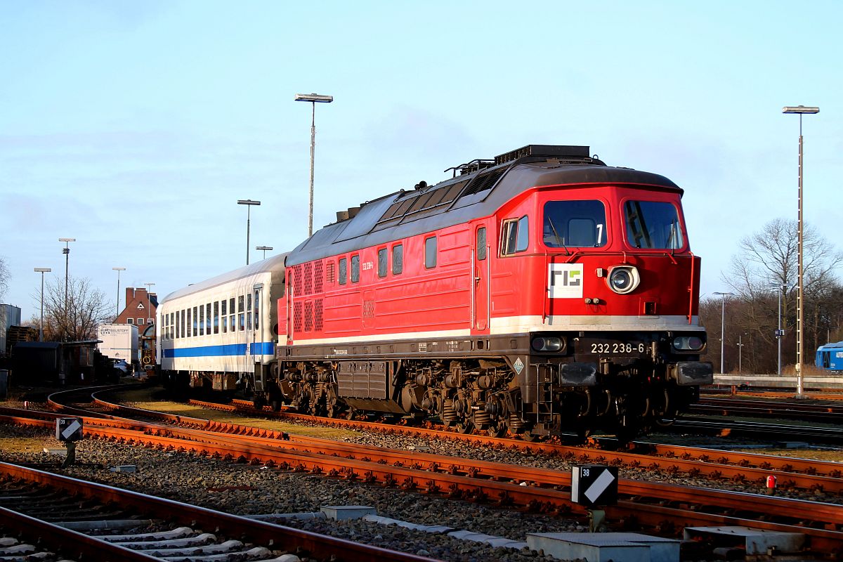 LEG 232 238 in Niebüll Gbf 26.02.2021