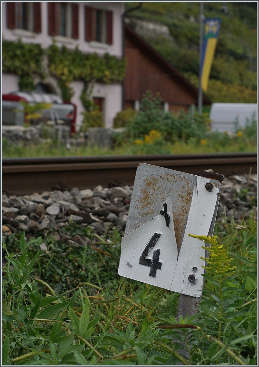 Ligerz, Kilometer 94.4 - und bereits blättert die Farbe ab. 

8. Okt. 2025