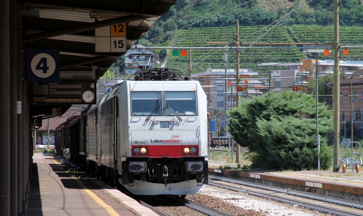 Lokomotion 186 443 Durchfahrt Bozen, 17.07.2019