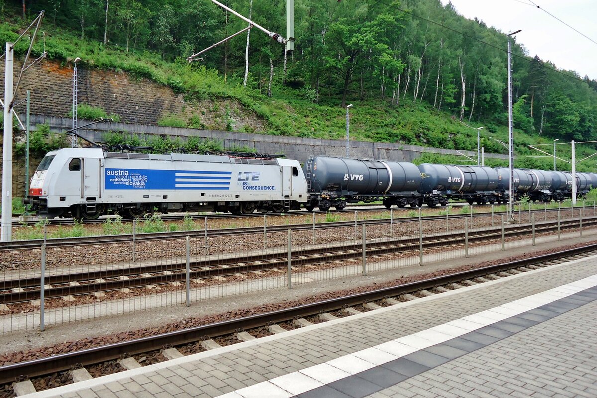 LTE 186 238 steht am 21 Mai 2015 in Bad Schandau.