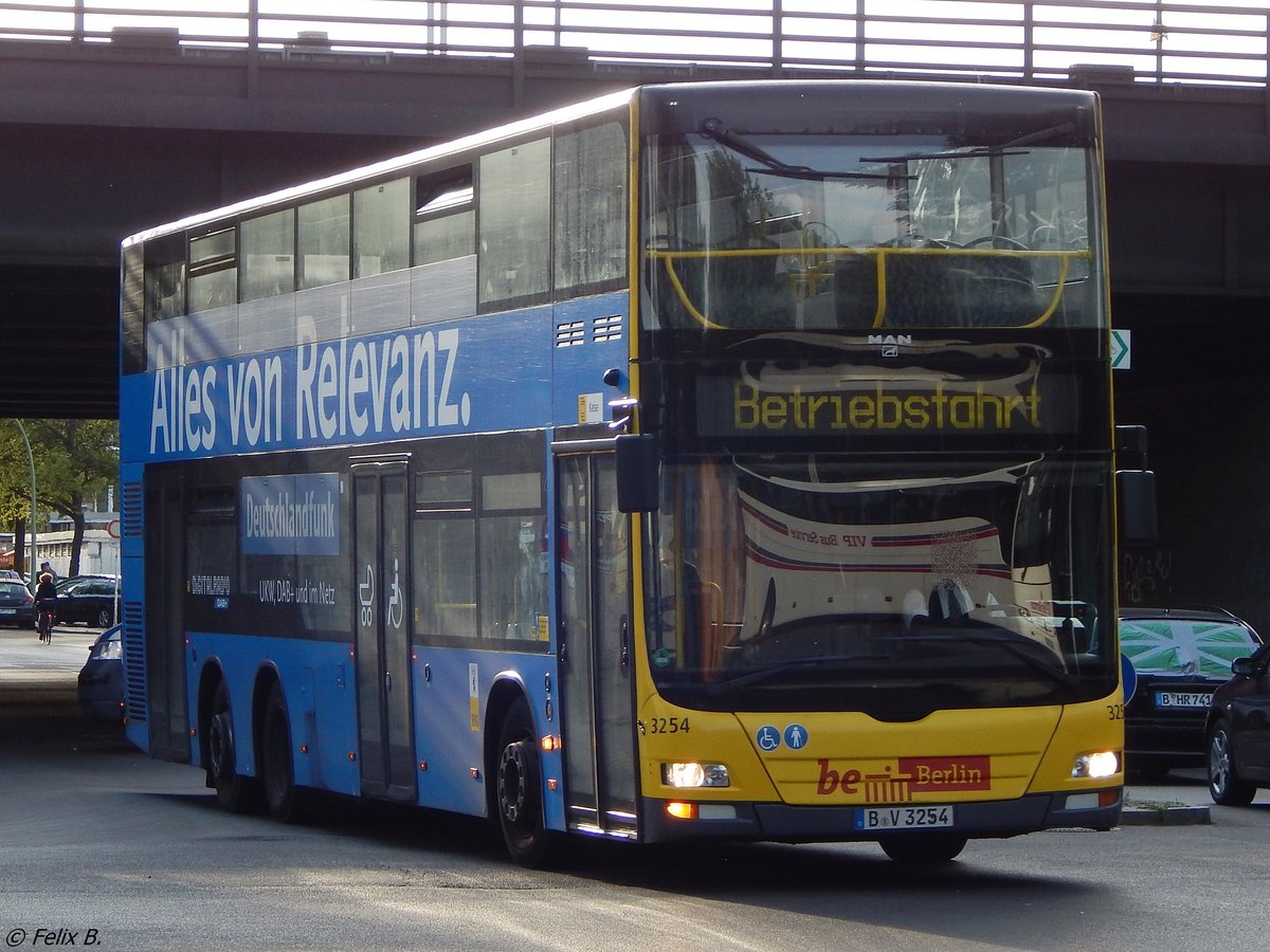 MAN Lion's City DD der BVG in Berlin.