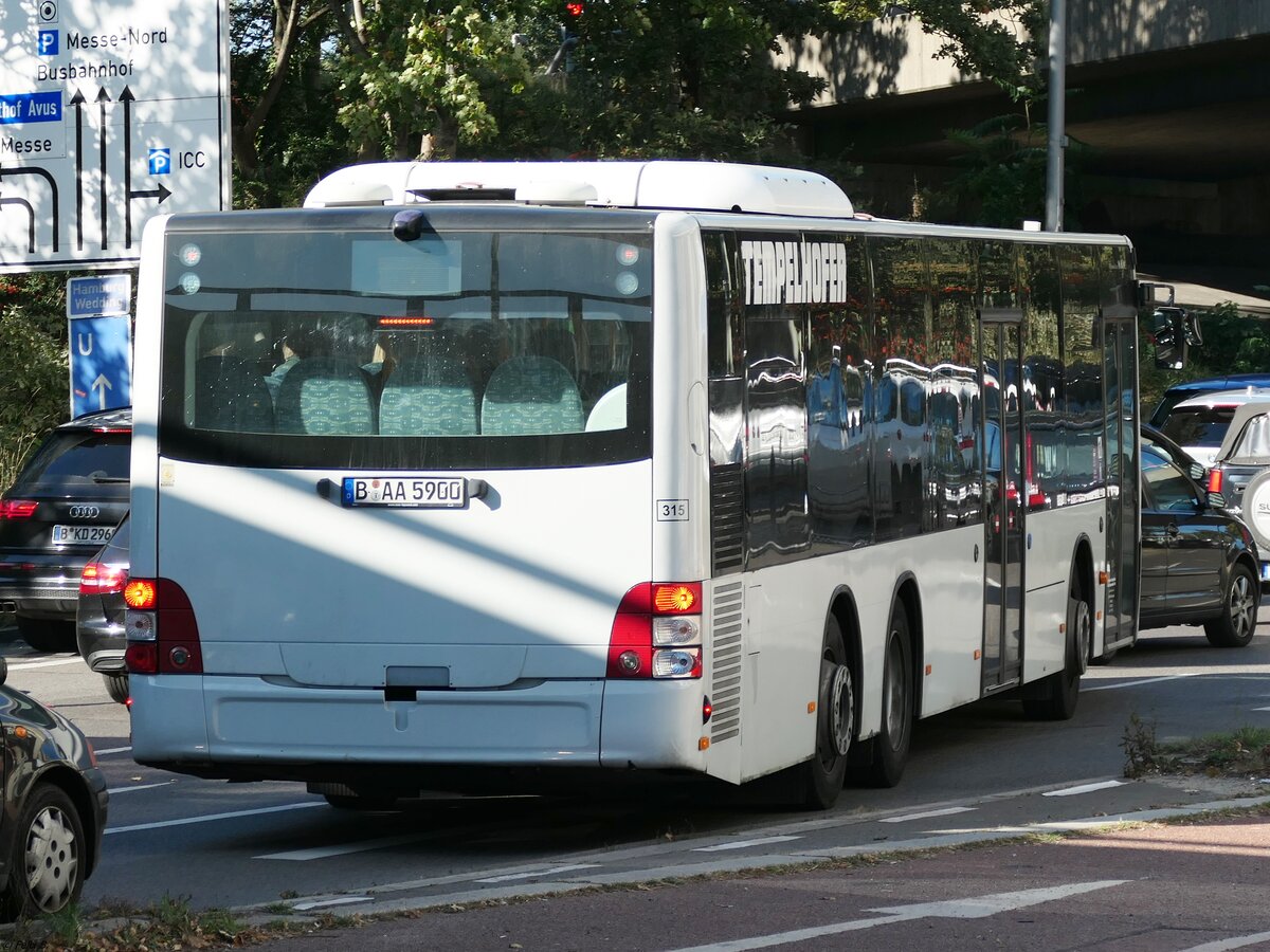 MAN Lion's City von Der Tempelhofer aus Deutschland in Berlin.