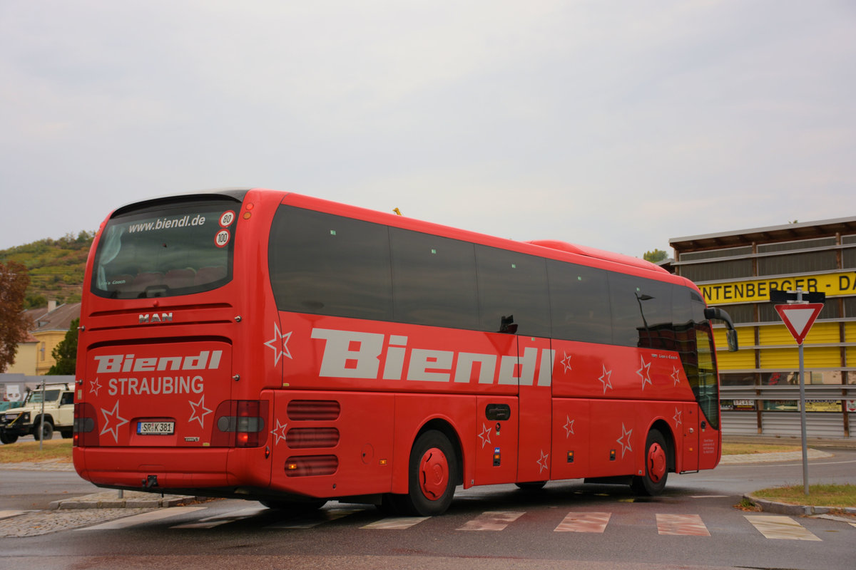 MAN Lion`s Coach von Biendl Reisen aus der BRD in Krems.