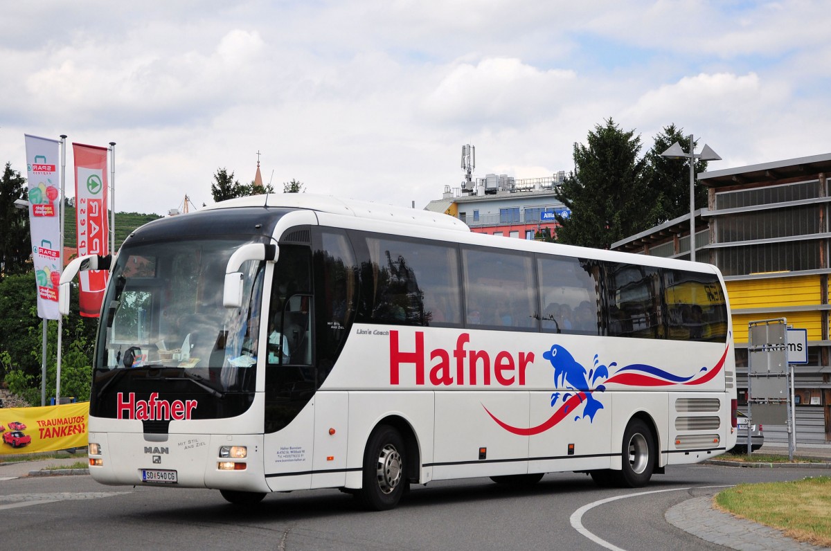 MAN Lions Coach von Hafner Reisen aus sterreich im Juni 2015 in Krems.