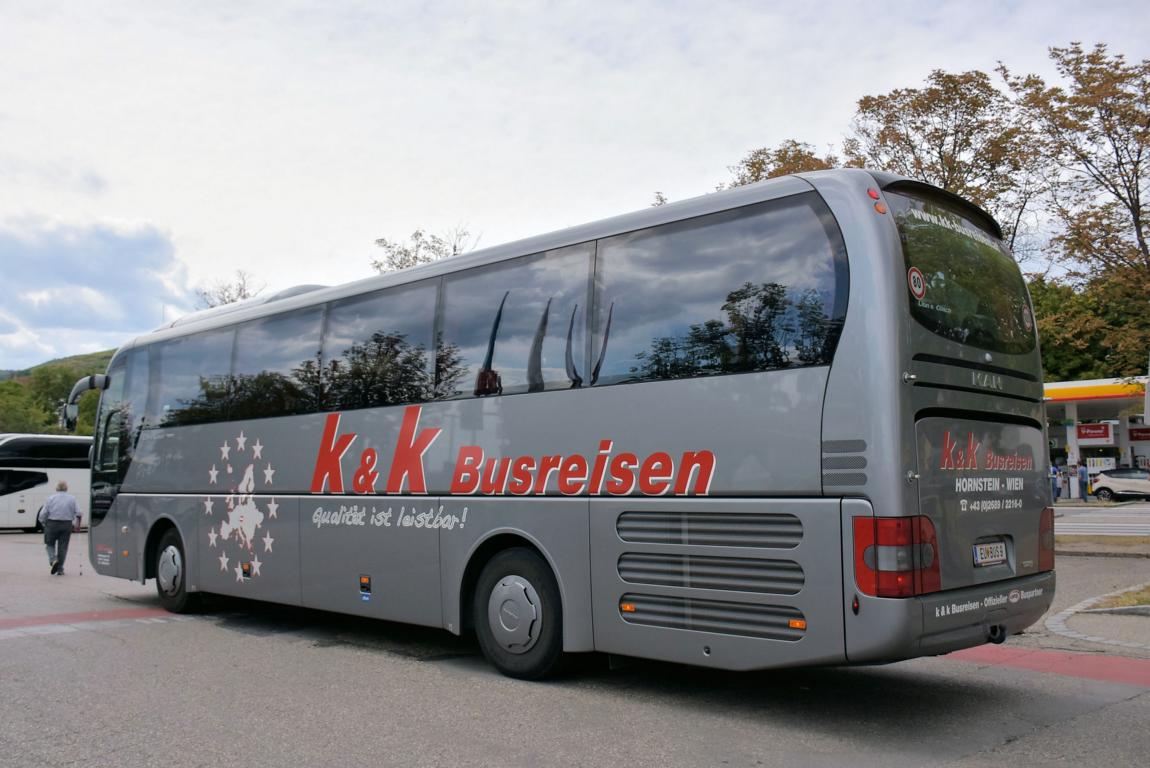 MAN Lion`s Coach von k & k Reisen aus sterreich 2017 in Krems.