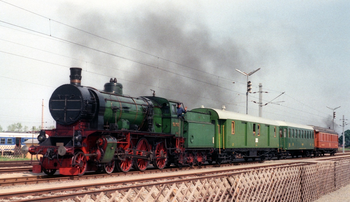 MAV 302.610 Straßhof 12.09.1987