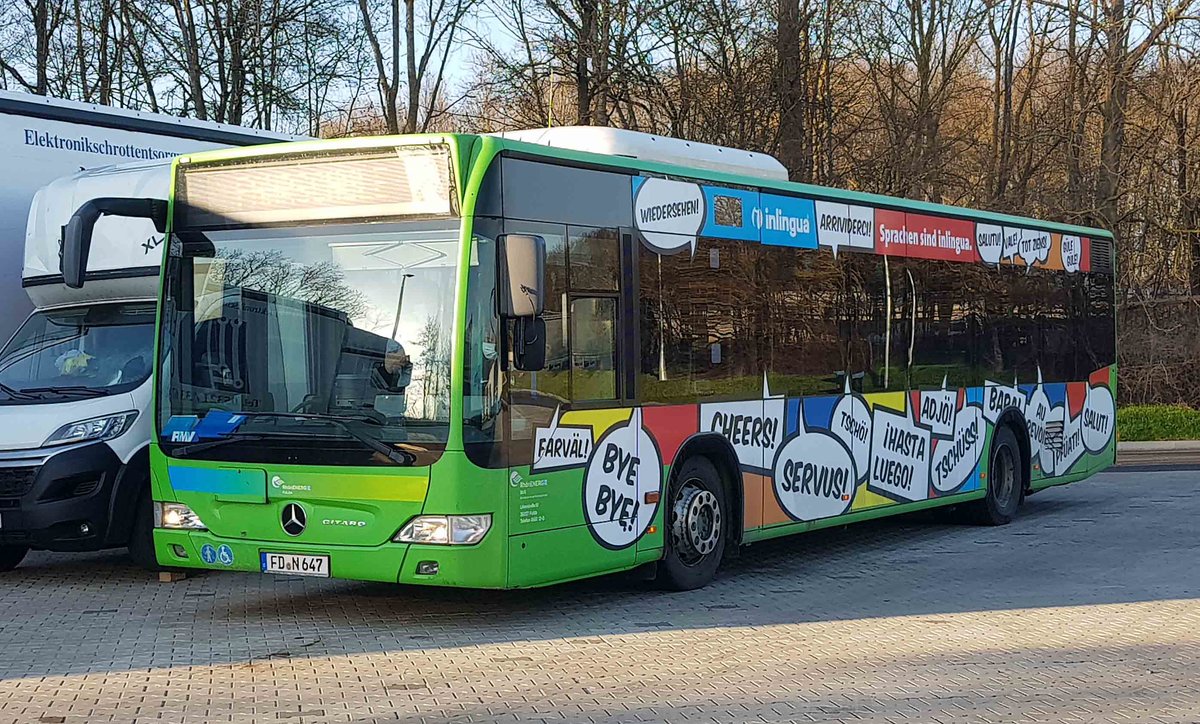 MB Citaro (647) von RhoenEnergie, eingesetzt als Fahrschulfahrzeug, unterwegs in Fulda im März 2021