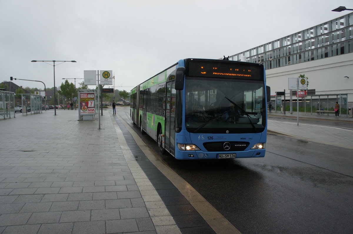 Mercedes Benz Citaro Facelift G 3-Trer der SWU am ZUP Neu-Ulm (7.5.2017).