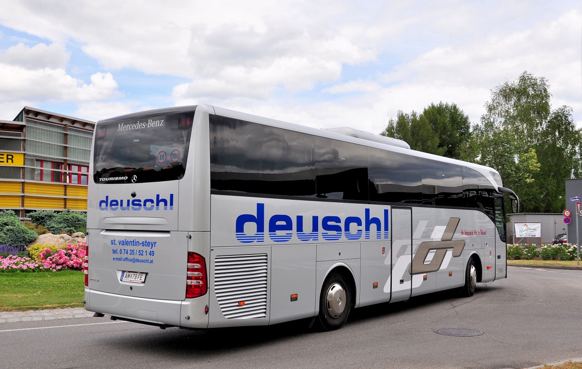 Mercedes Benz Tourismo von Deuschl Reisen aus �sterreich am 21.Juni 2014 in Krems gesehen.