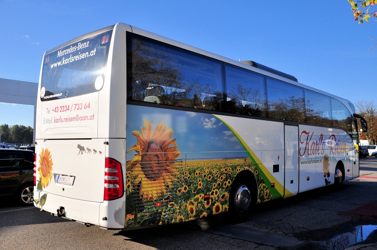 Mercedes Benz Tourismo von Karl Fischer Busreisen aus �sterreich am 18.10.2014 in Krems.