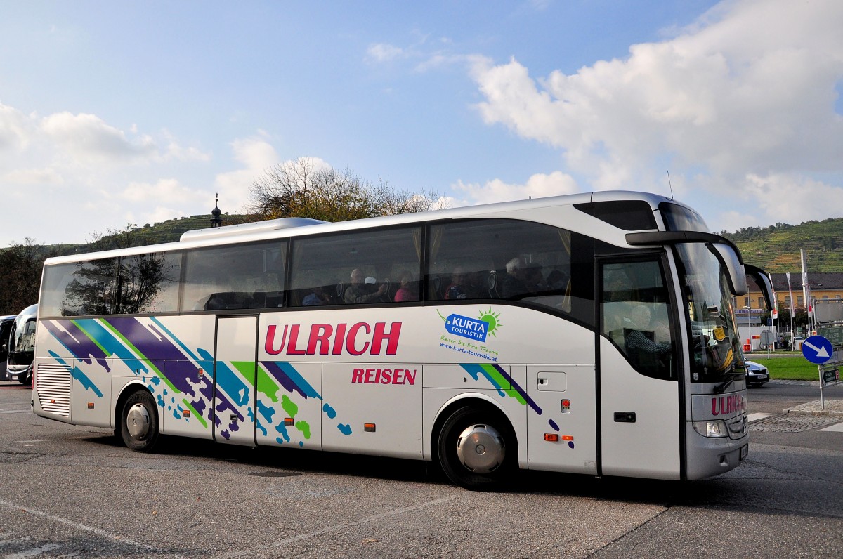 Mercedes Benz Tourismo von Ulrich Reisen aus �sterreich am 2.10.2014 in Krems.