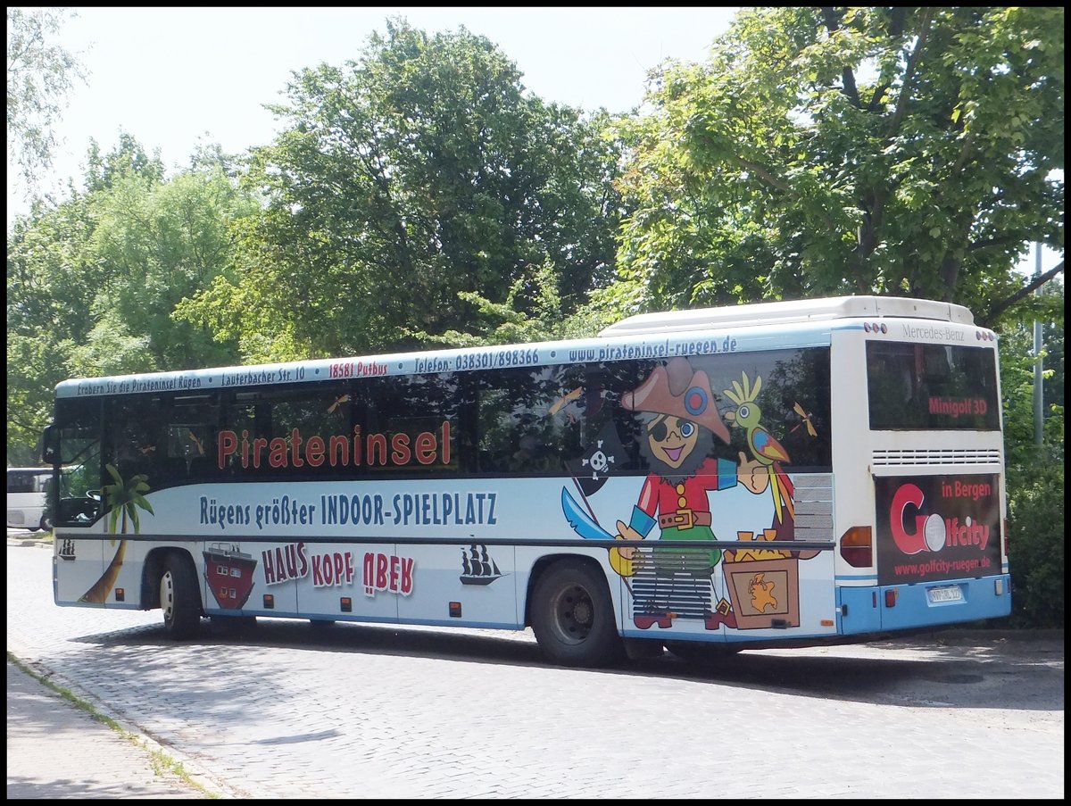 Mercedes Integro der Kraftverkehrsgesellschaft mbH Ribnitz-Damgarten in Stralsund.