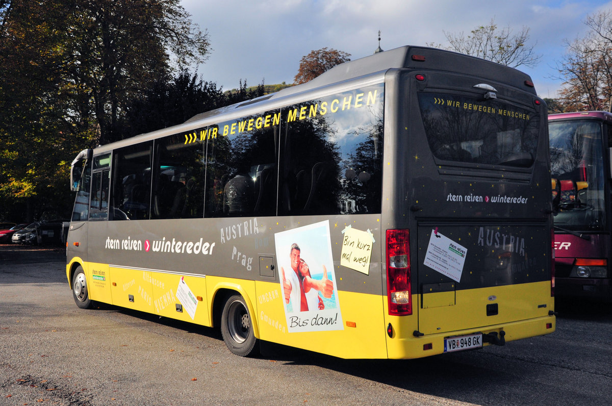 Mercedes O 818 von Stern Reisen > Wintereder aus Ober�sterreich in Krems gesehen.