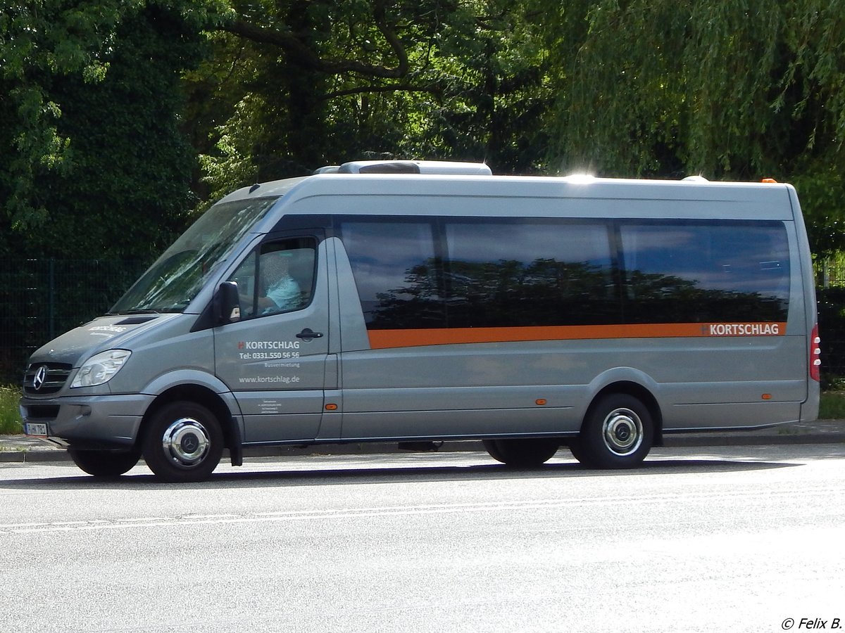 Mercedes Sprinter von H. Kortschlag Fahrservice aus Deutschland in Potsdam.