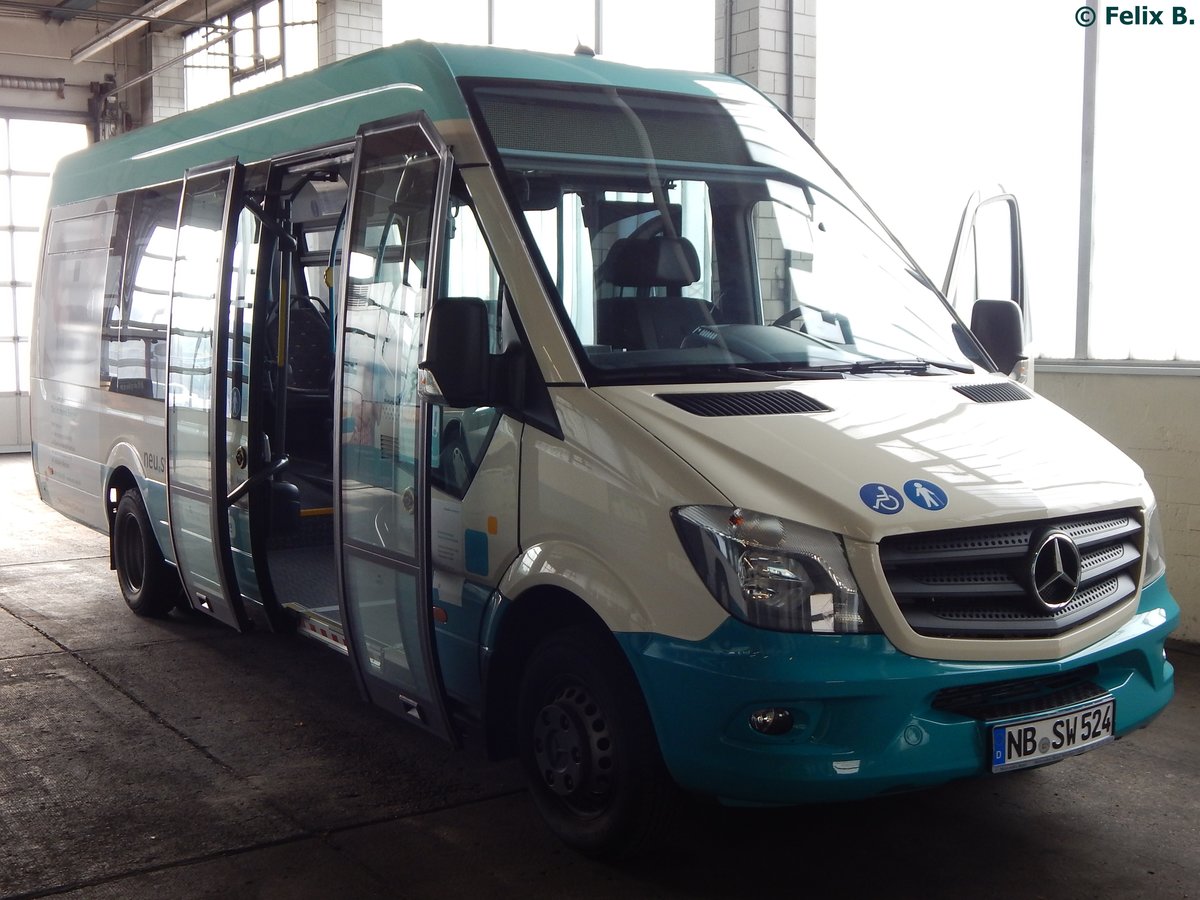 Mercedes Sprinter der Neubrandenburger Verkehrsbetriebe in Neubrandenburg. 