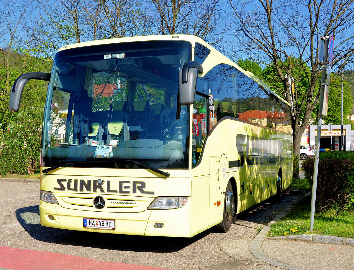 Mercedes Tourismo von Franz Sunkler Reisen aus �sterreich in Krems gesehen.