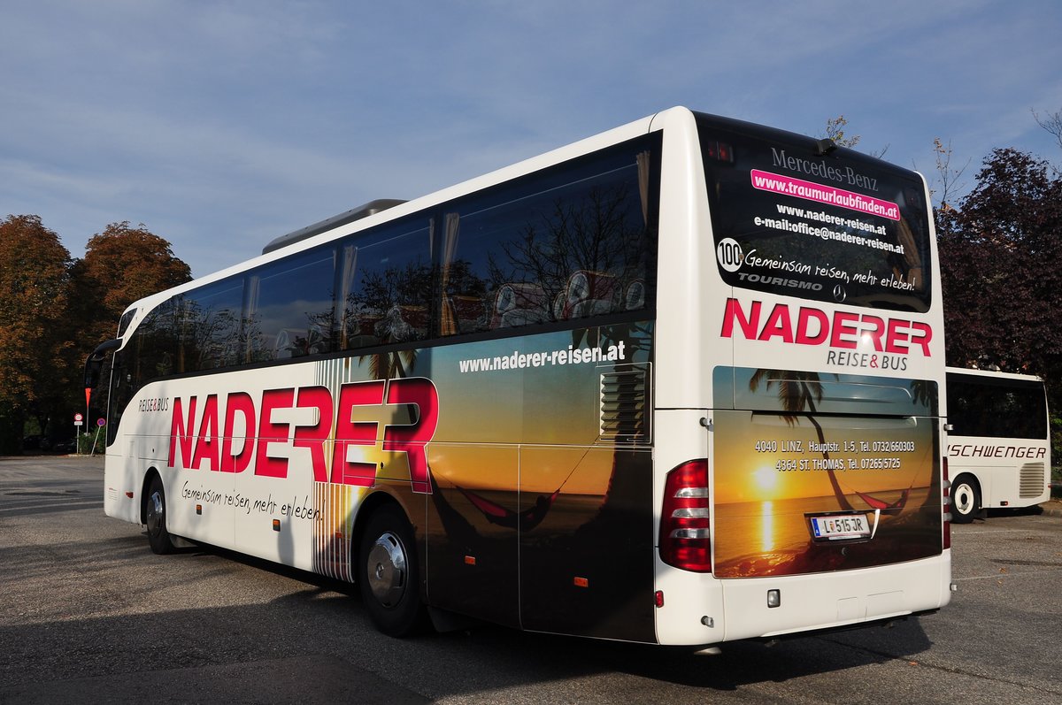 Mercedes Tourismo von Naderer Reisen aus �sterreich in Krems.