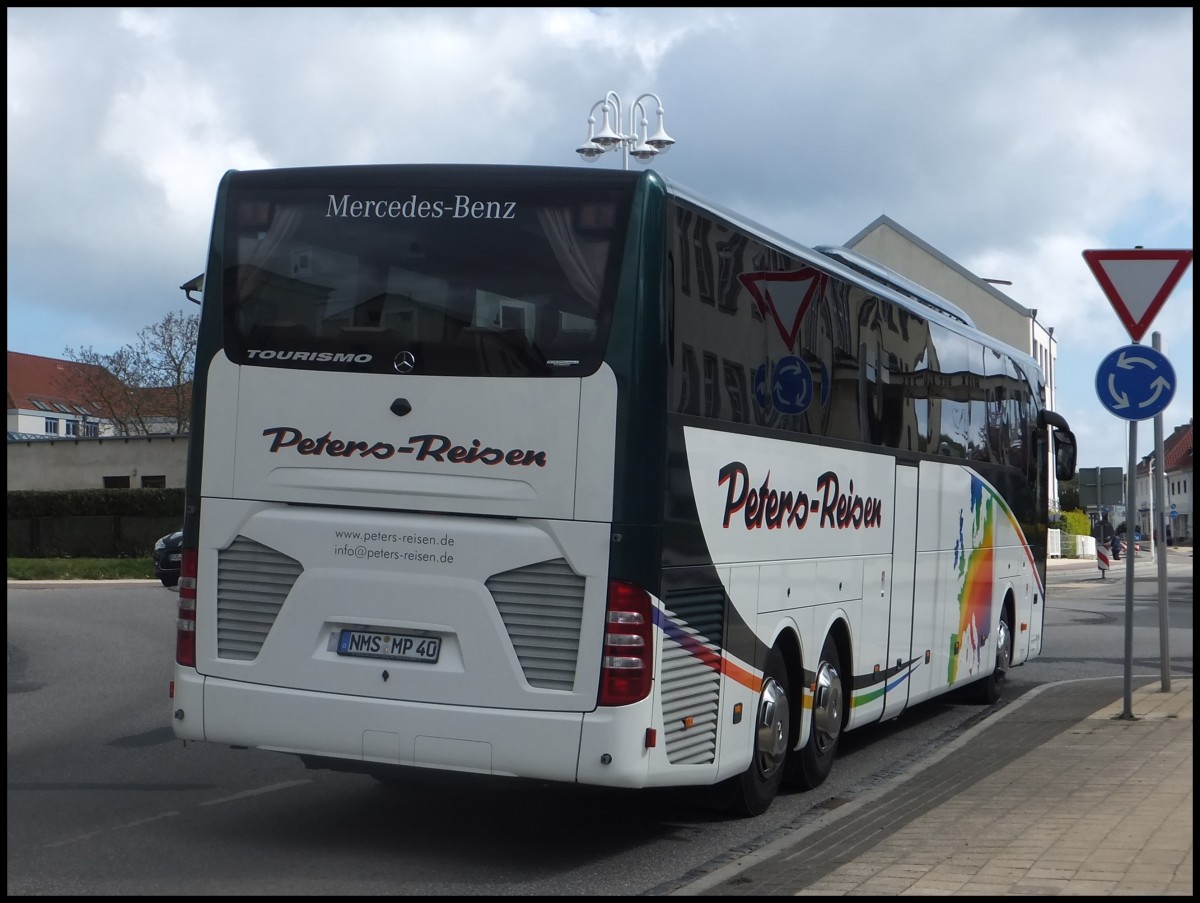 Mercedes Tourismo von Peters-Reisen aus Deutschland in Sassnitz.