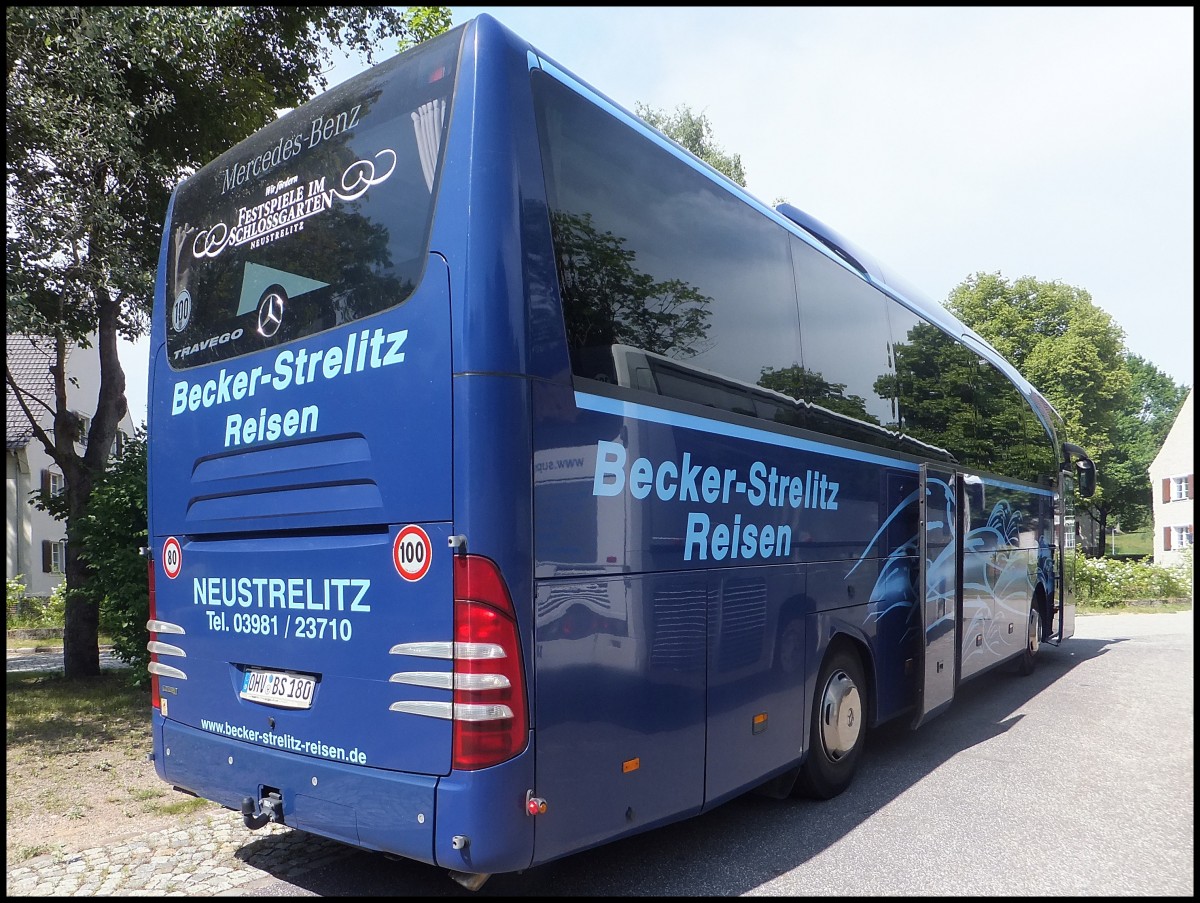 Mercedes Travego von Becker-Strelitz Reisen aus Deutschland in Ravensbr�ck.