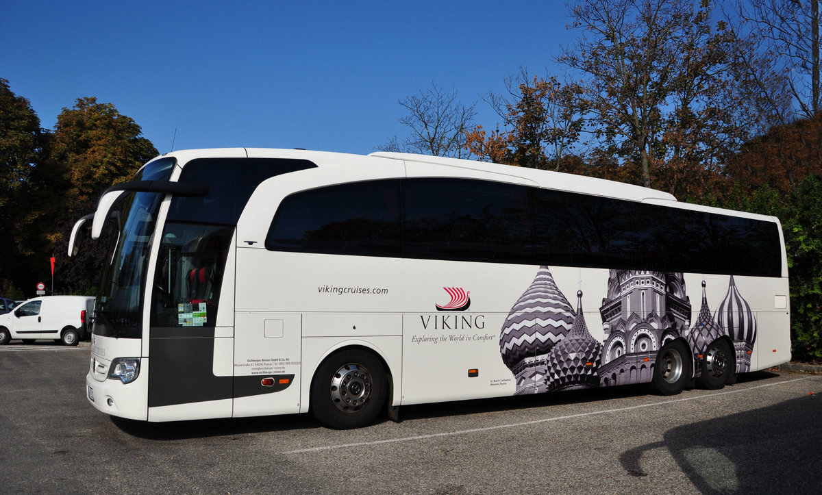 Mercedes Travego von Eichberger Reisen aus der BRD in Krems gesehen.