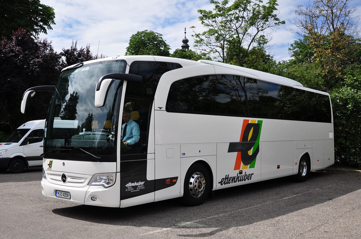 Mercedes Travego von Ettenhuber aus der BRD im Juni 2015 in Krems.