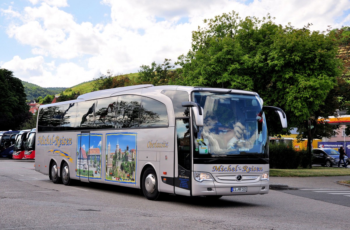 Mercedes Travego von Michel Reisen aus der BRD im Juni 2015 in Krems.