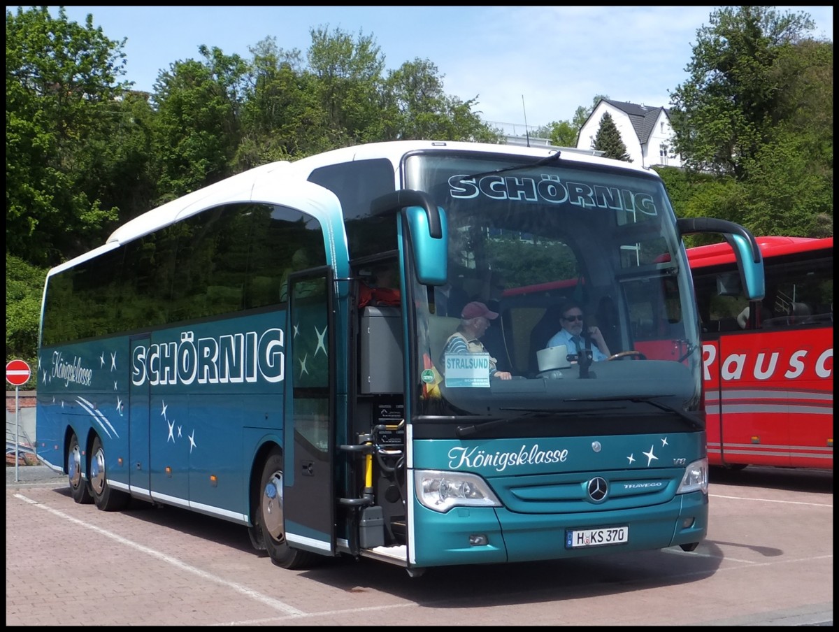 Mercedes Travego von Schörnig aus Deutschland im Stadthafen Sassnitz.