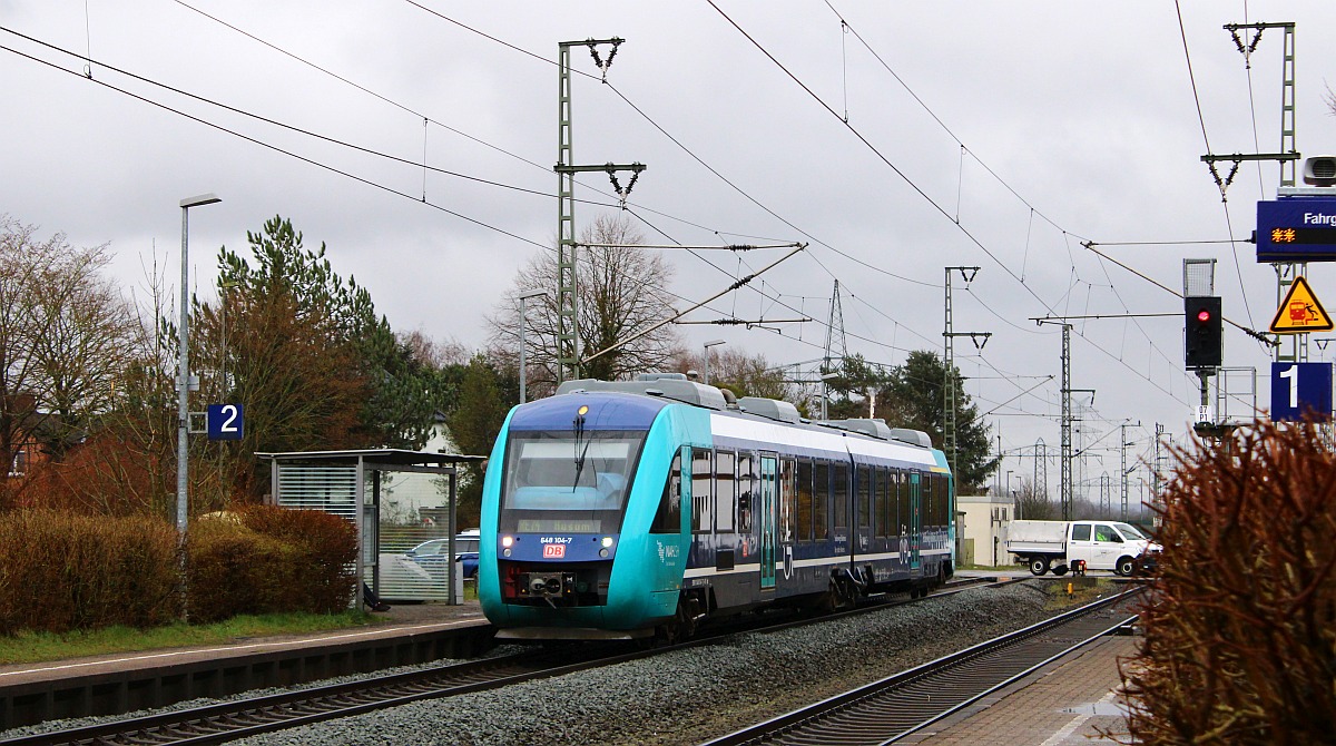 NAH.SH/DB 648 104/604 als RE 74 nach Husum. Jbek 06.04.2022