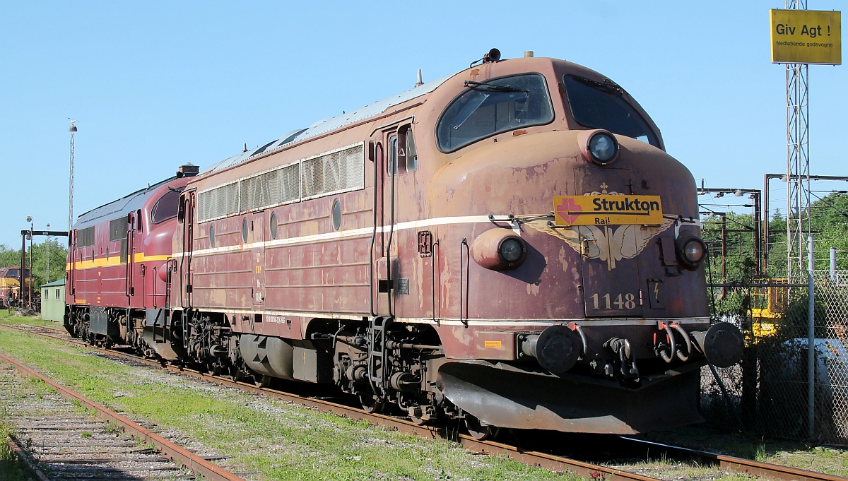 NEG/Strukton Litra MY 1148 in wenig gutem äusserem Zustand steht hier zusammen mit der CFLCDK Litra MX 1023 in Padborg/DK. 23.06.2020