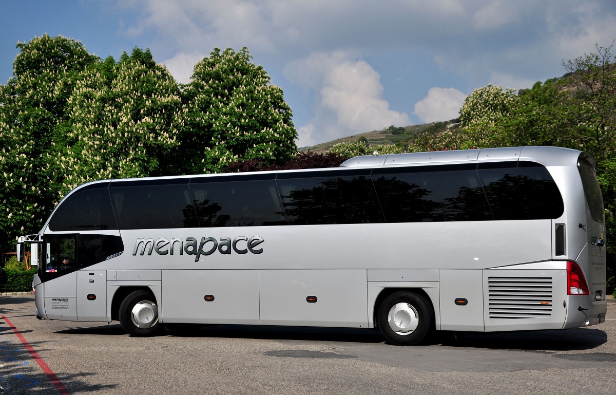 Neoplan Cityliner von Menopace aus sterreich im April 2014 in Krems.