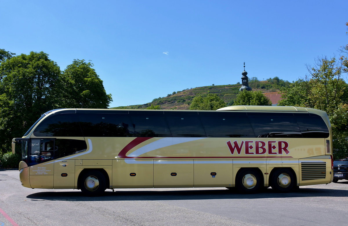 Neoplan Cityliner von WEBER Reisen aus der BRD 06/2017 in Krems.