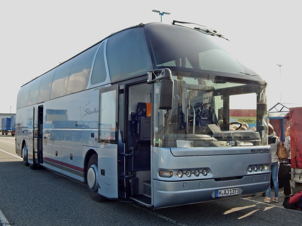 Neoplan Starliner von Mommeyer aus Deutschland in Dagebüll.