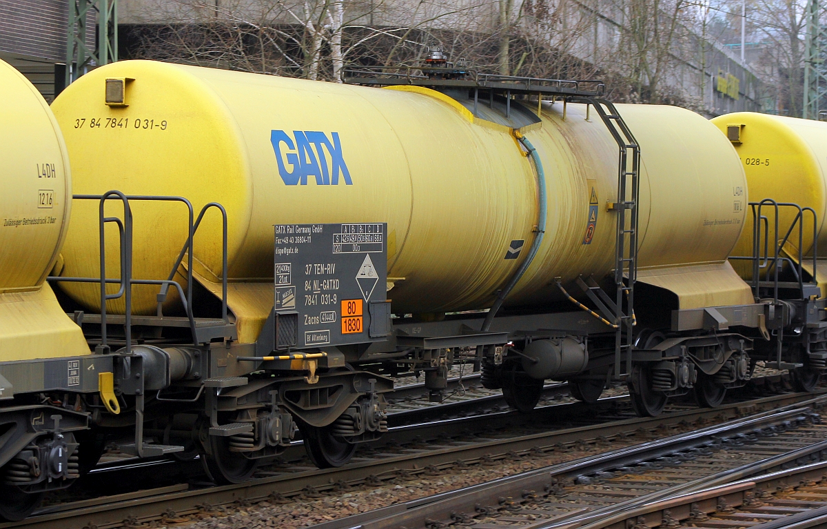 NL-GATXD 37 84 7841 031-9 Gattung Zacns, vierachsiger Drehgestell Kesselwagen, Hamburg-Harburg 12.02.2016