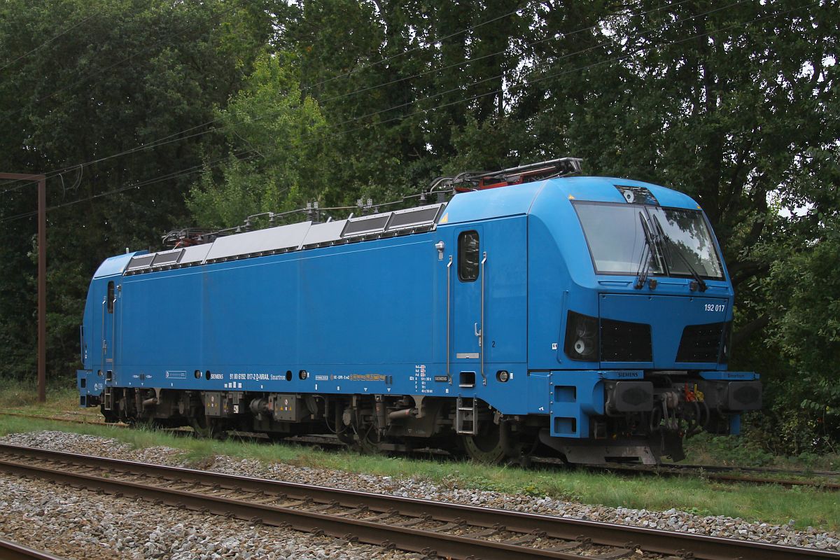 Northrail 192 017 wartet in Pattburg auf ihre Rückleistung nach Süden, 24.09.2022