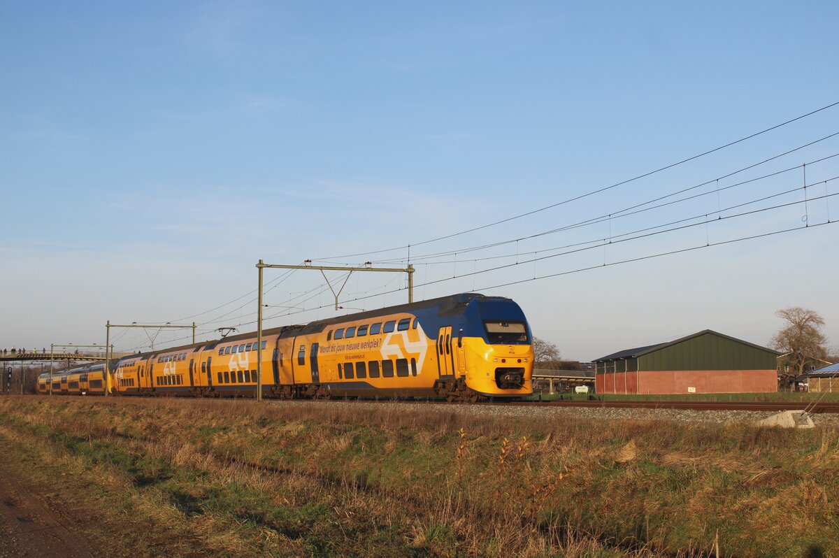 NS 9522 durcheilt Elst am 17 Dezember 2023.