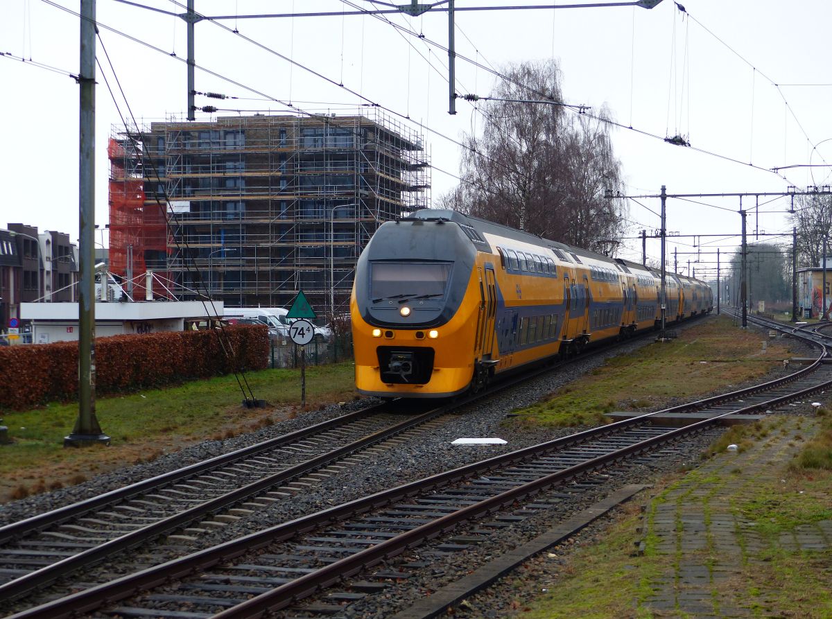 NS DD-IRM Triebzug 9479 und 9477 Bahnhof Ede-Wageningen 08-01-2020.

NS DD-IRM treinstel 9479 en 9477 station Ede-Wageningen 08-01-2020.