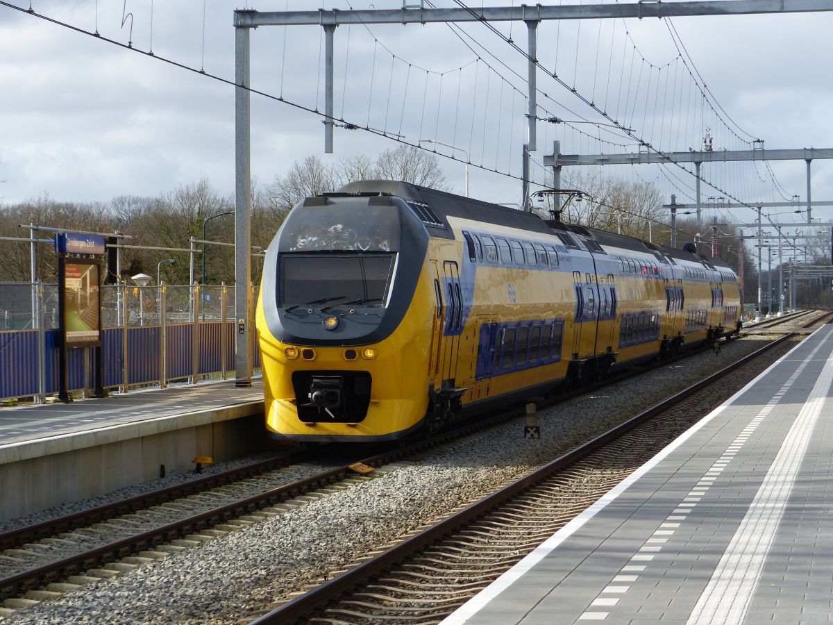 NS DD-IRM Triebzug 9582 Gleis 1 Driebergen-Zeist 19-02-2020.

NS DD-IRM treinstel 9582 spoor 1 Driebergen-Zeist 19-02-2020.