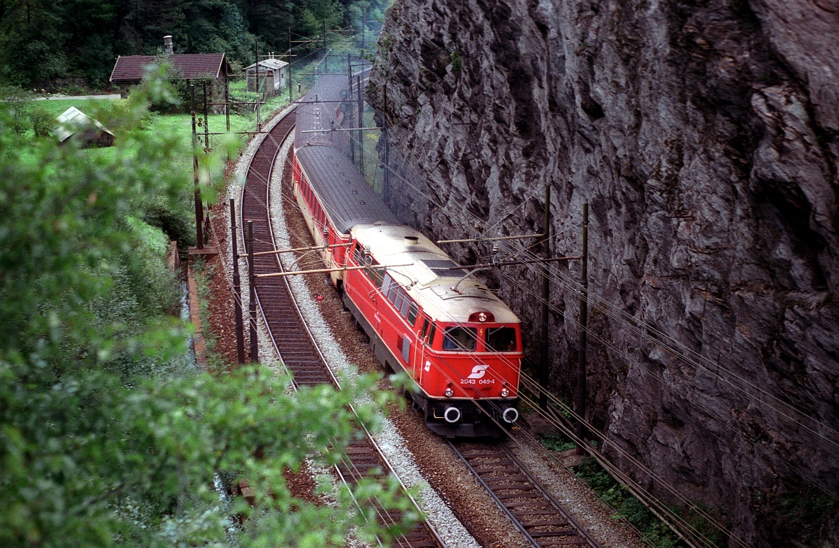 ÖBB 2043.48 Einfahrt Gossnsass 16.09.1985