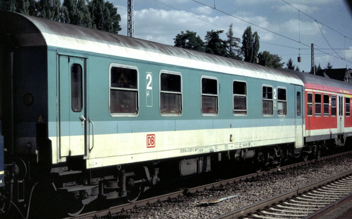 Personenwagen Bghw Nr. 5080 84-43 003-5 in Bullay am 15.08.2002.