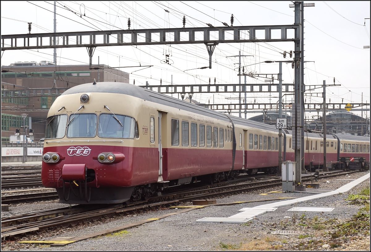 RAe auf Erkundungsfahrt nach Bussnang um den Bau des Giruno zu begutachten. Olten, November 2017.