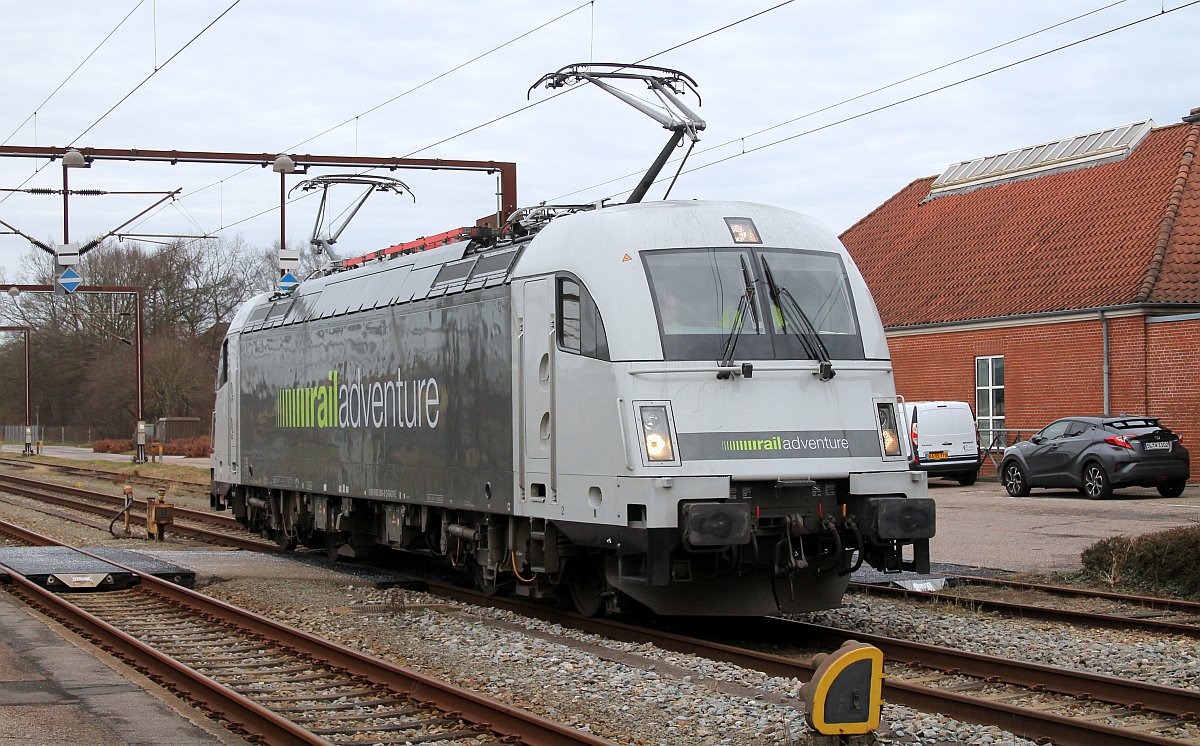 RailAdv 183 500 beim Umsetzen im Bhf Padborg/DK. 28.12.2019