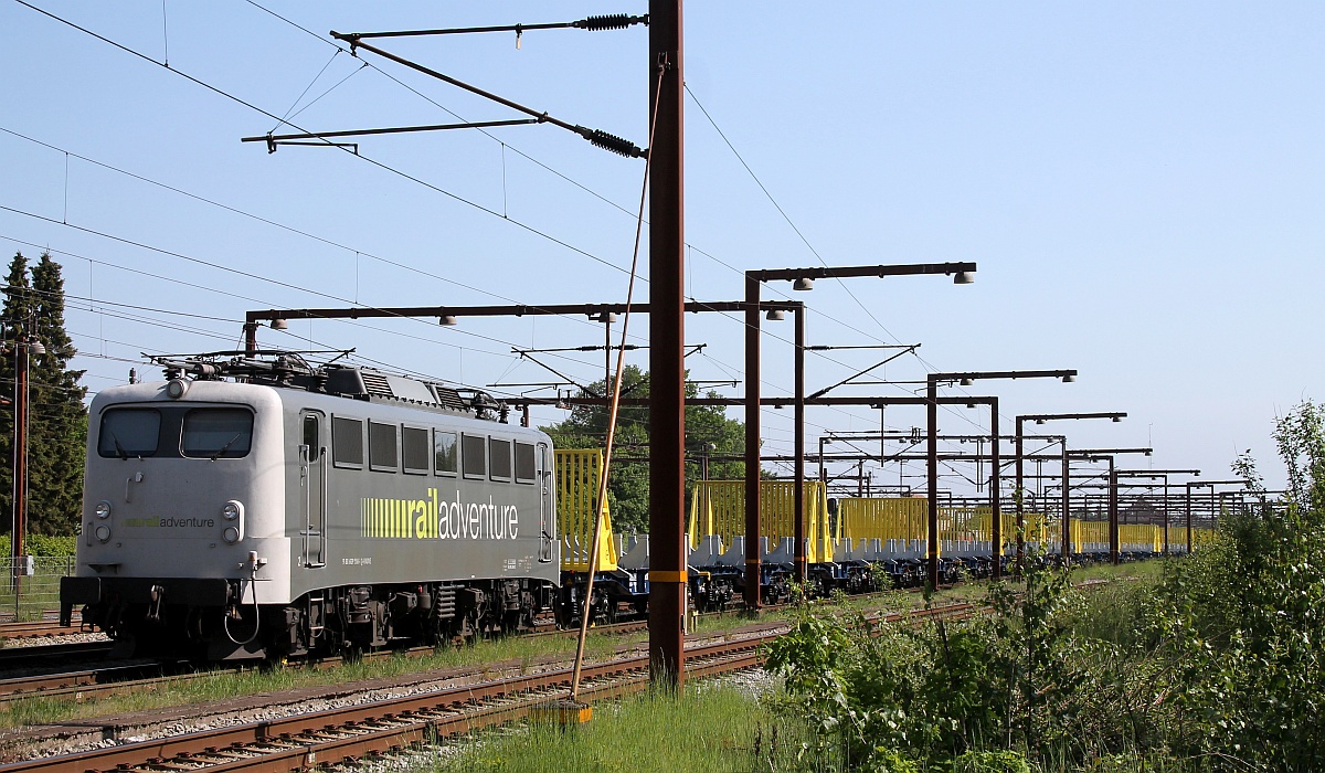 Railadventure E40.11...139 558-1 mit  Sonderzug  abgestellt im dänischen Padborg. 17.05.2018