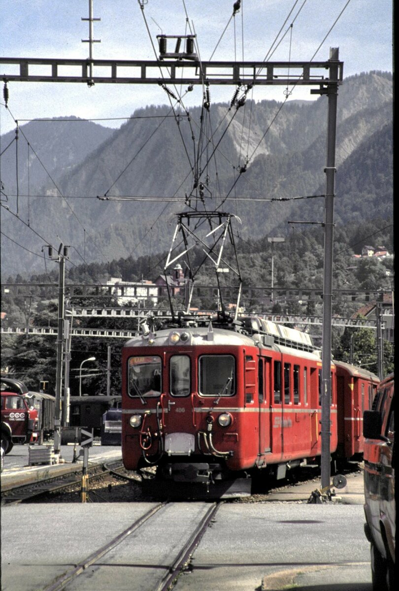 RhB ABDe 4/4 Nr.486 in Chur am Bahnhofvorplatz im Oktober 1991.