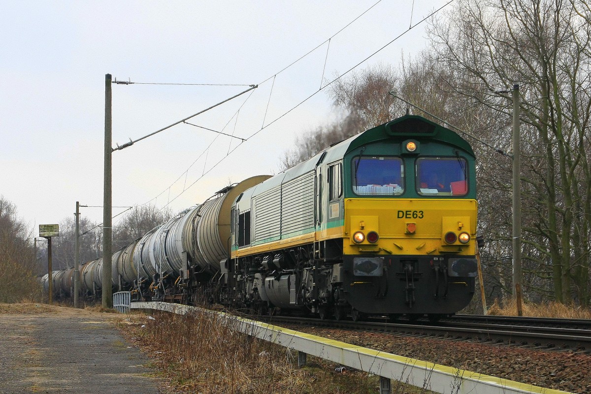 RHC DE63 mit Kesselwagenzug am 25.02.2015 in Hamburg-Harburg