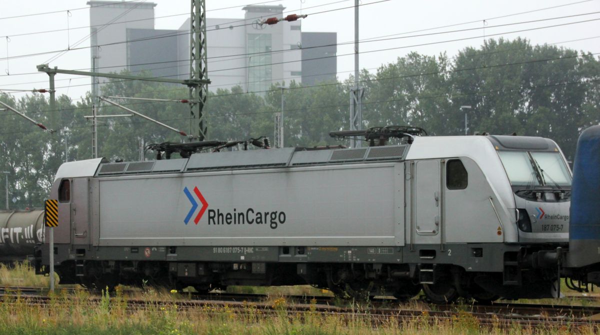 RheinCargo 187 075-7(REV/15.12.16) Hohe Schaar/Nasses Dreieck 06.07.2019