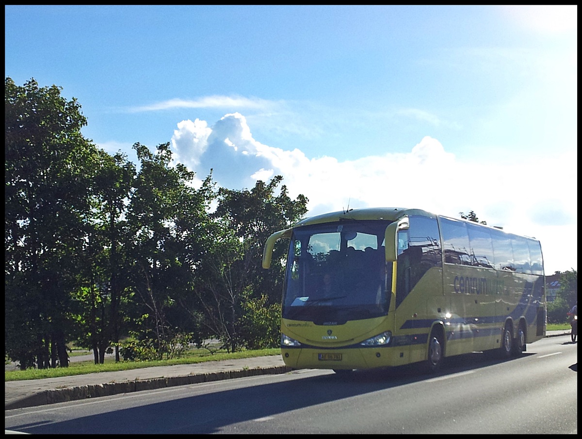 Scania Irizar von CentrumTurist aus Dnemark in Sassnitz.