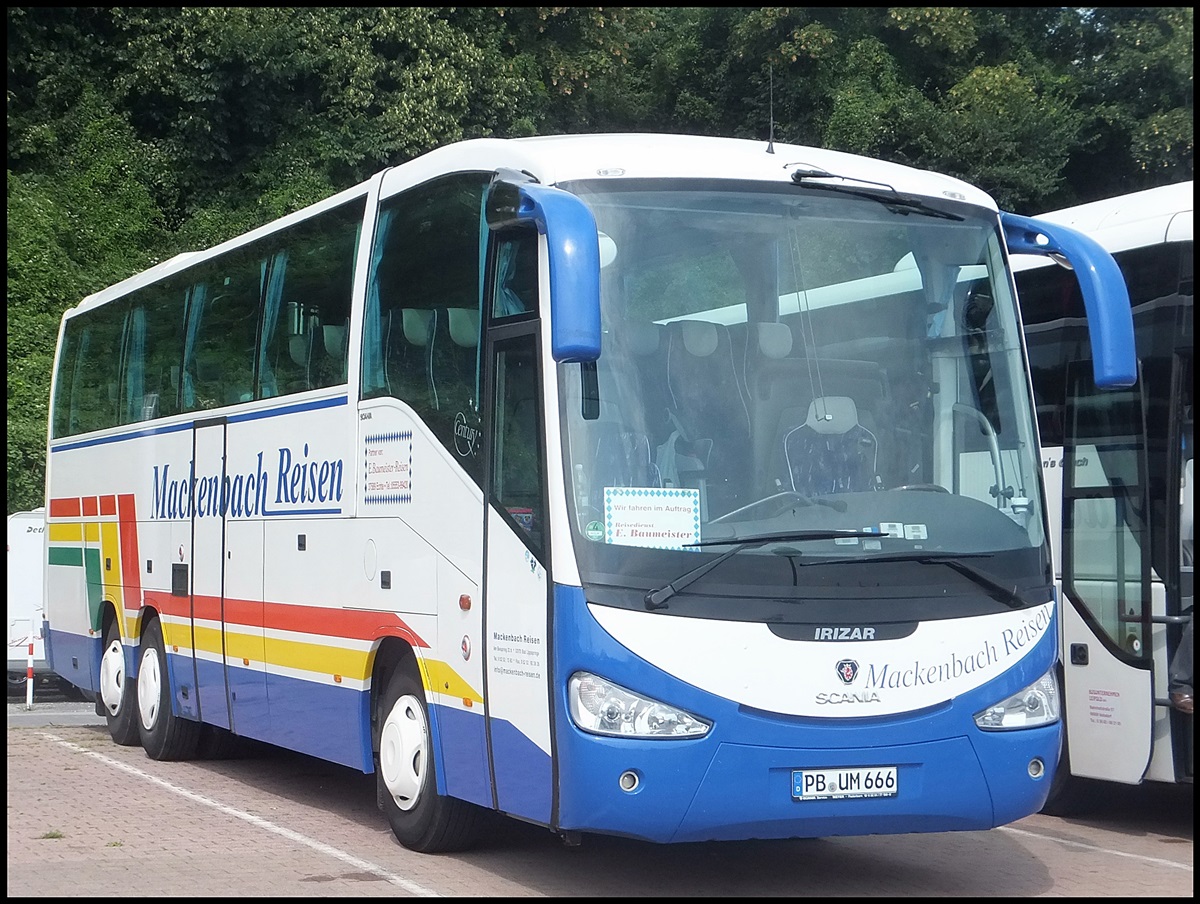 Scania Irizar von Mackenbach Reisen aus Deutschland im Stadthafen Sassnitz.