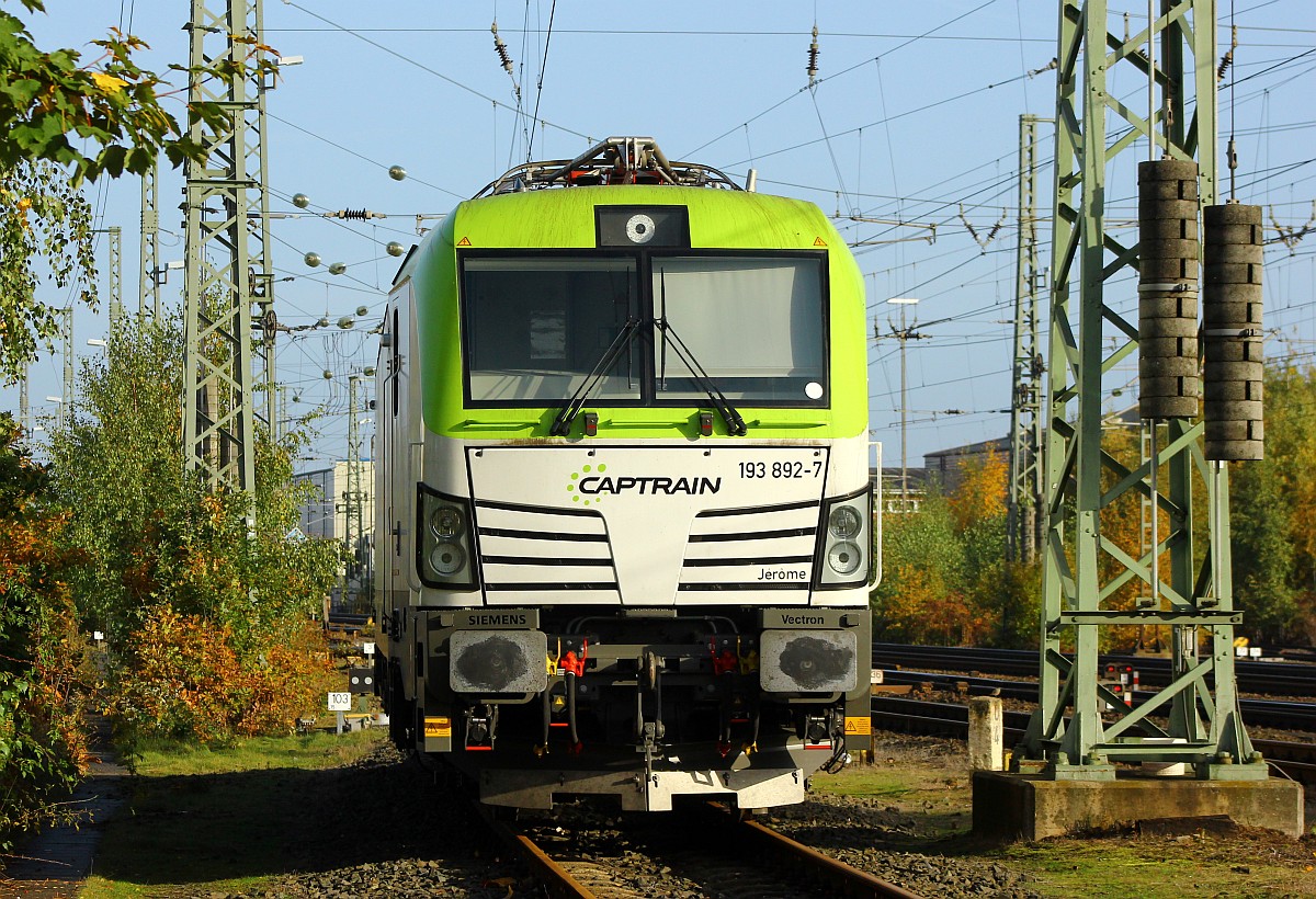 Schick sind sie die neuen Vectronen von ITL/Captrain...193 892-7(REV/MMAL/05.08.15)  Jeromè  abgestellt in Neumünster. 23.10.2015